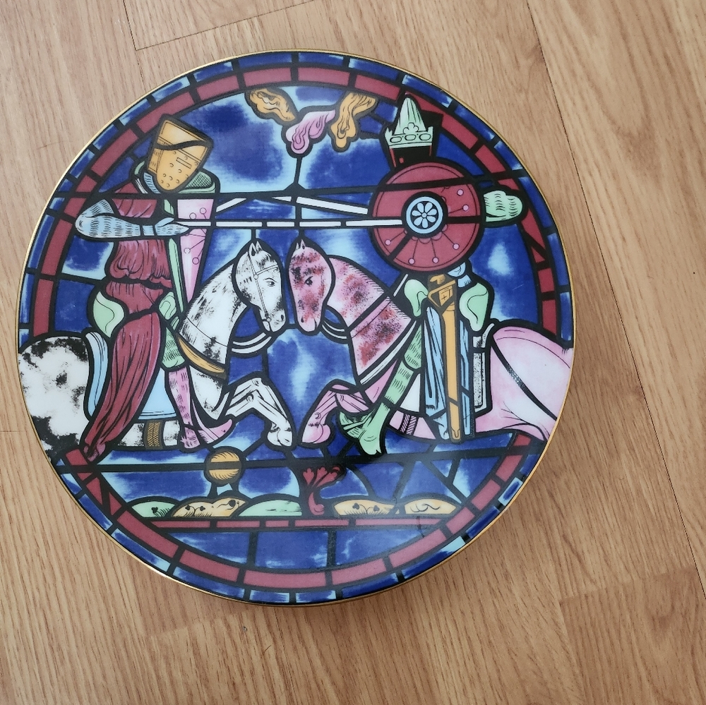The Annual Cartier Cathedral Plate first issue, made in Limoges 10 inch